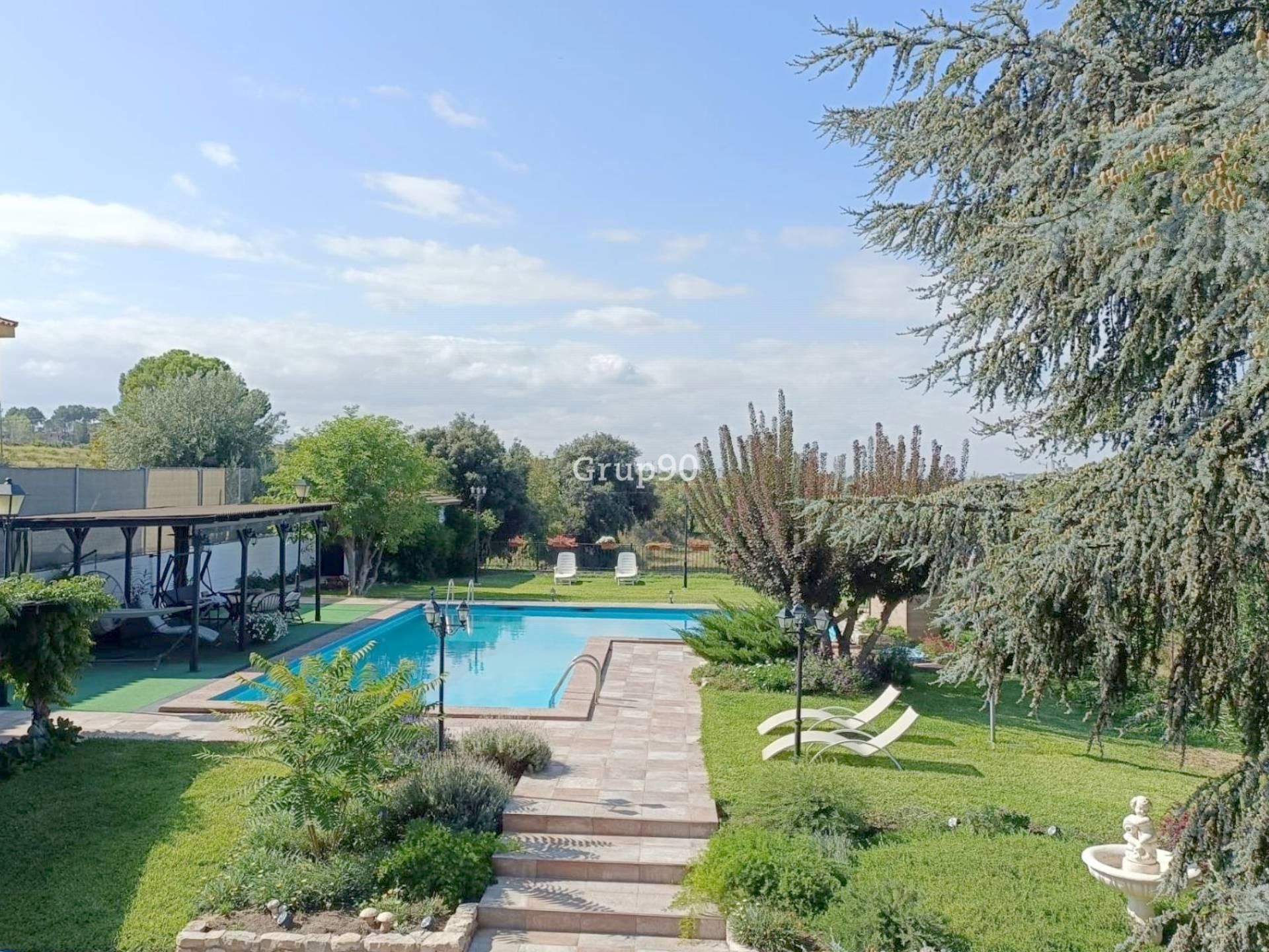 Swimming pool of House or chalet for sale in Alcoletge  with Air Conditioner, Heating and Private garden