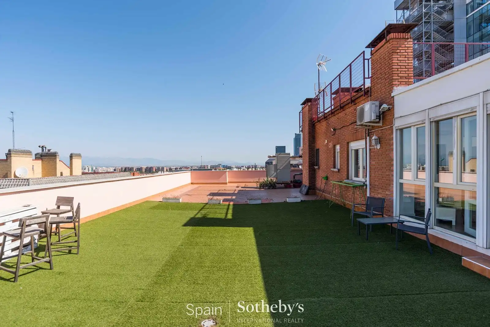 Terraza de Ático de alquiler en Madrid con Aire acondicionado, Calefacción y Terraza