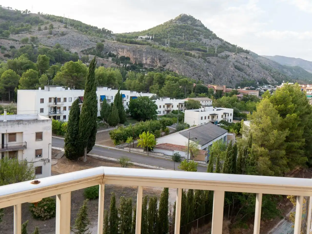 Vista exterior de Pis en venda en Alcoy / Alcoi amb Aire condicionat i Balcó