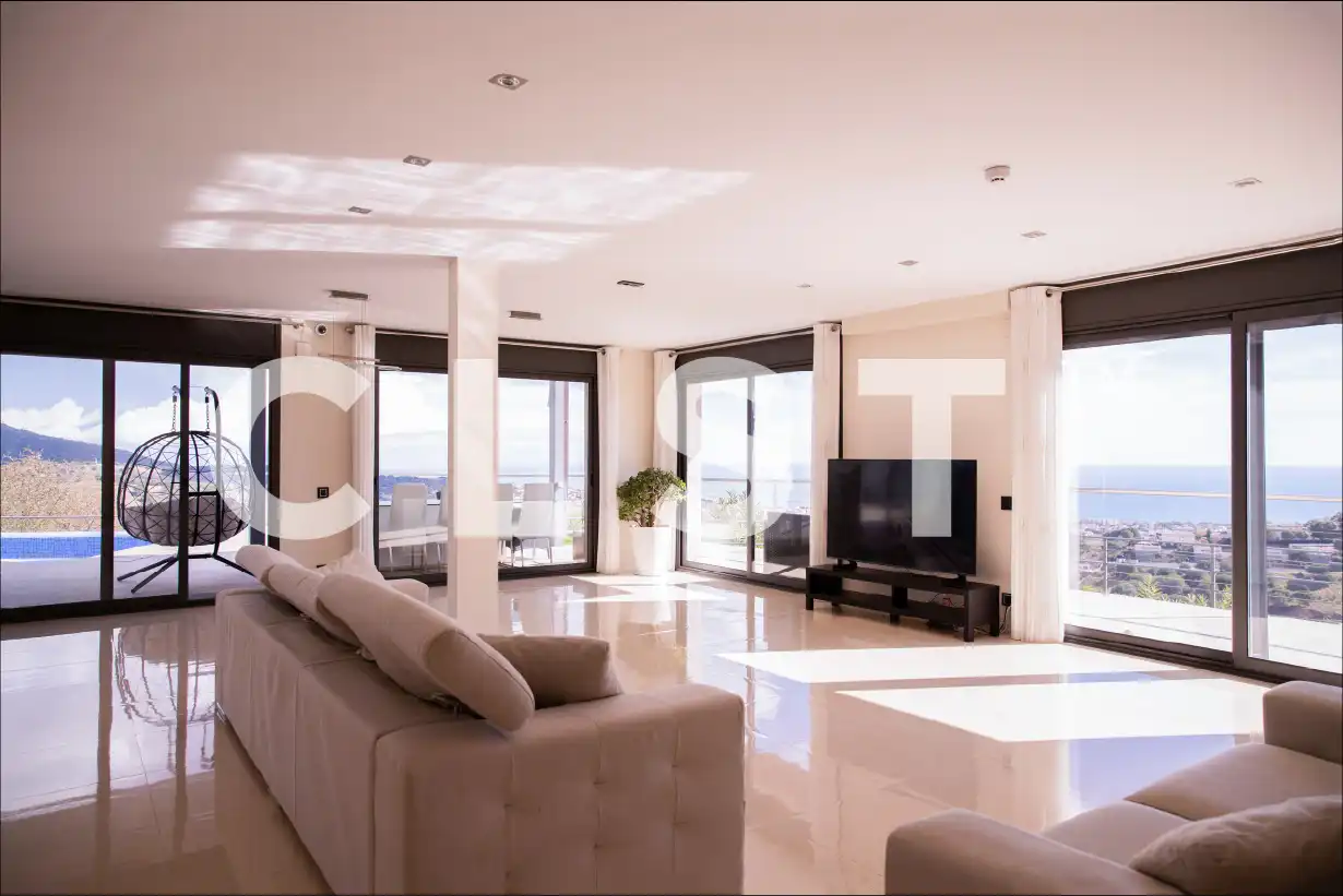 Casa con terraza en alquiler en Carrer dels Caçadors, imagen 5