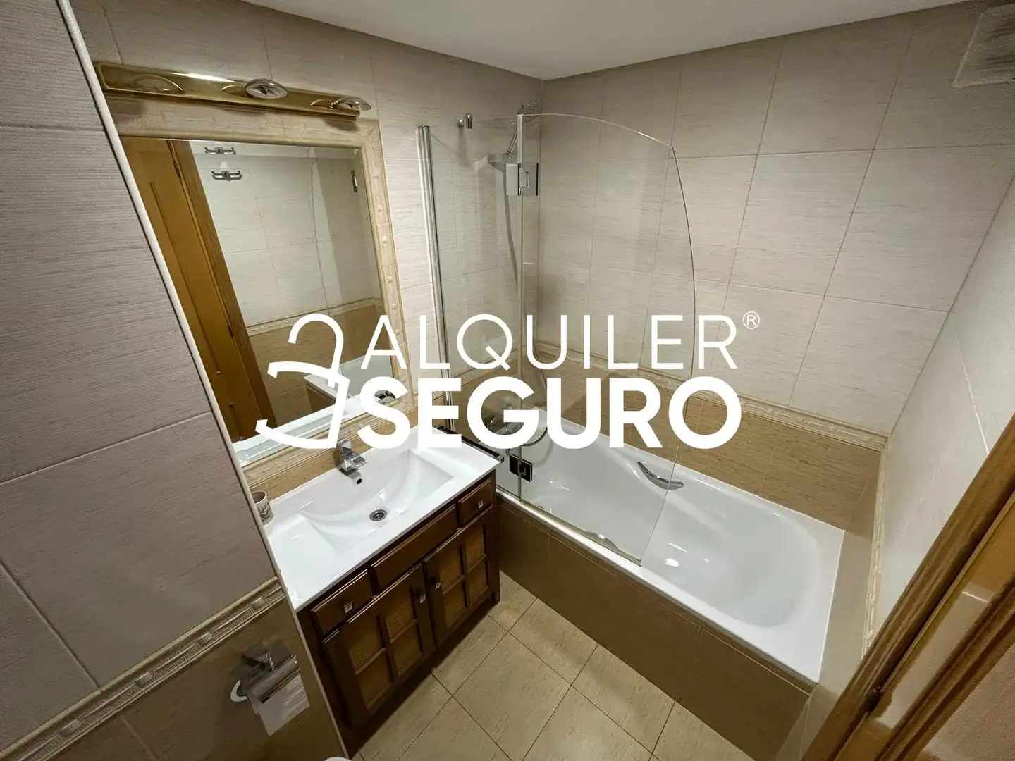 Bany de Pis de lloguer en Alcalá de Henares amb Aire condicionat, Calefacció i Terrassa