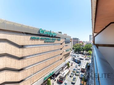 Piso con ascensor en venta en Avenida Maisonnave