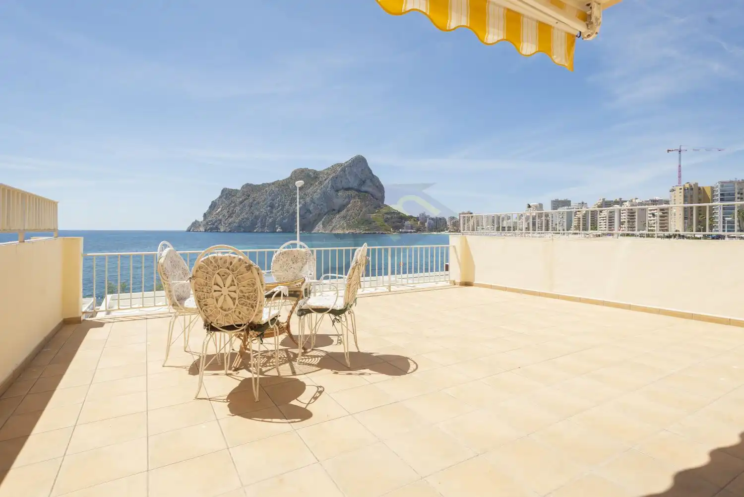 Terrasse von Wohnungen zum Verkauf in Calpe / Calp mit Möbliert und Balkon