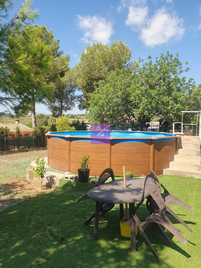 Swimming pool of Land for sale in Torrent