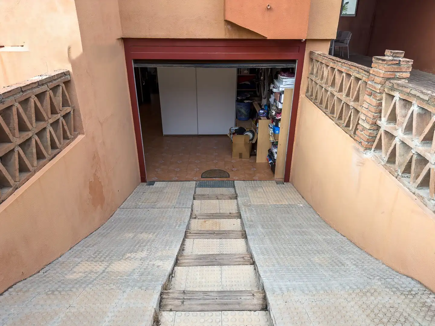 Parking de Casa adosada en venta en Las Gabias con Aire acondicionado, Calefacción y Terraza
