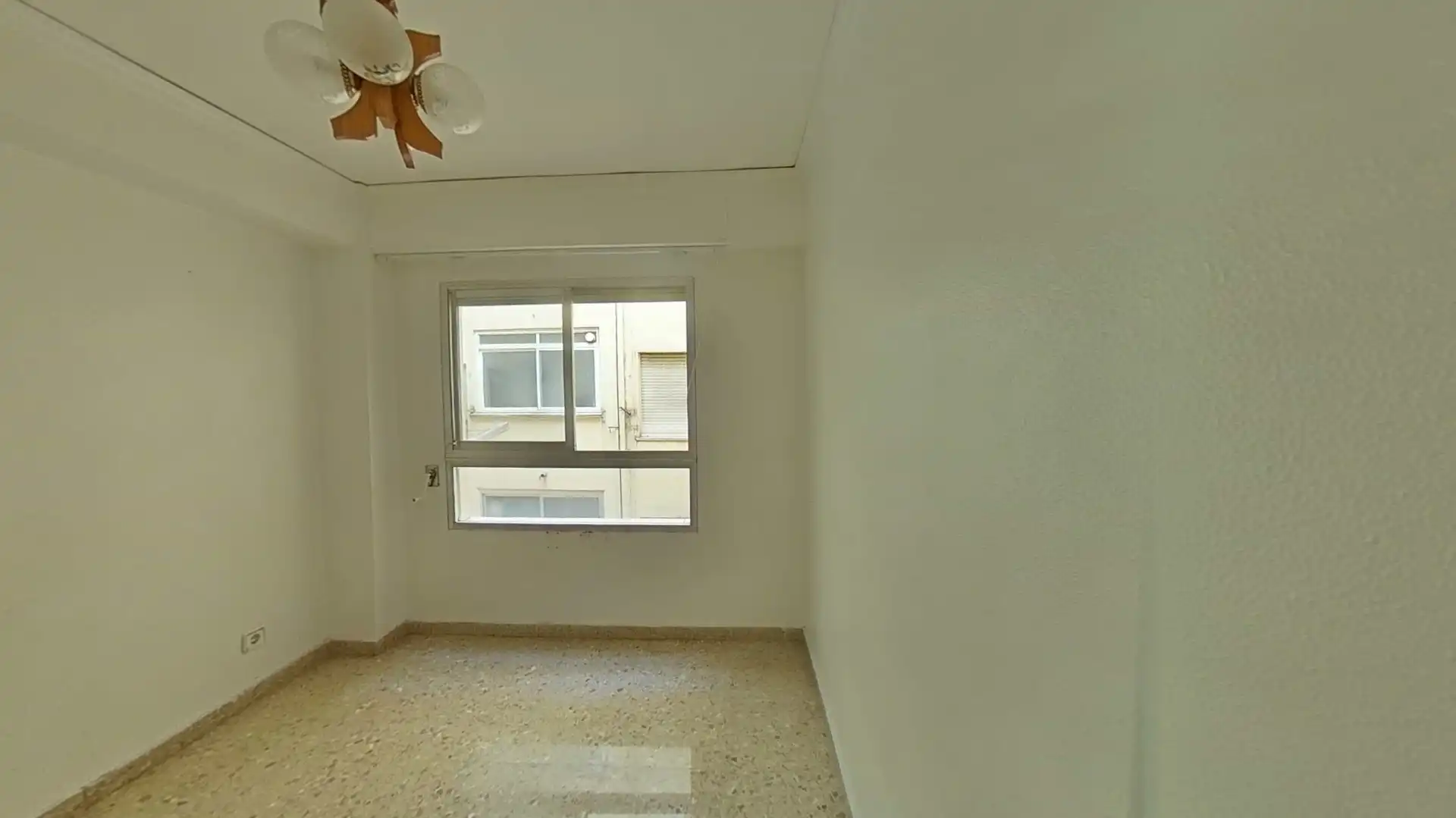 Habitación de Piso en venta en Alcoy / Alcoi con Balcón