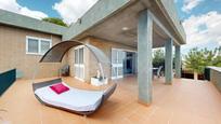 Terrace of House or chalet for sale in Torrent  with Air Conditioner, Heating and Private garden
