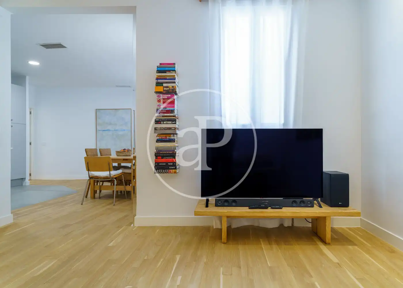 Living room of Flat for rent in Madrid  with Air Conditioner, Heating and Furnished