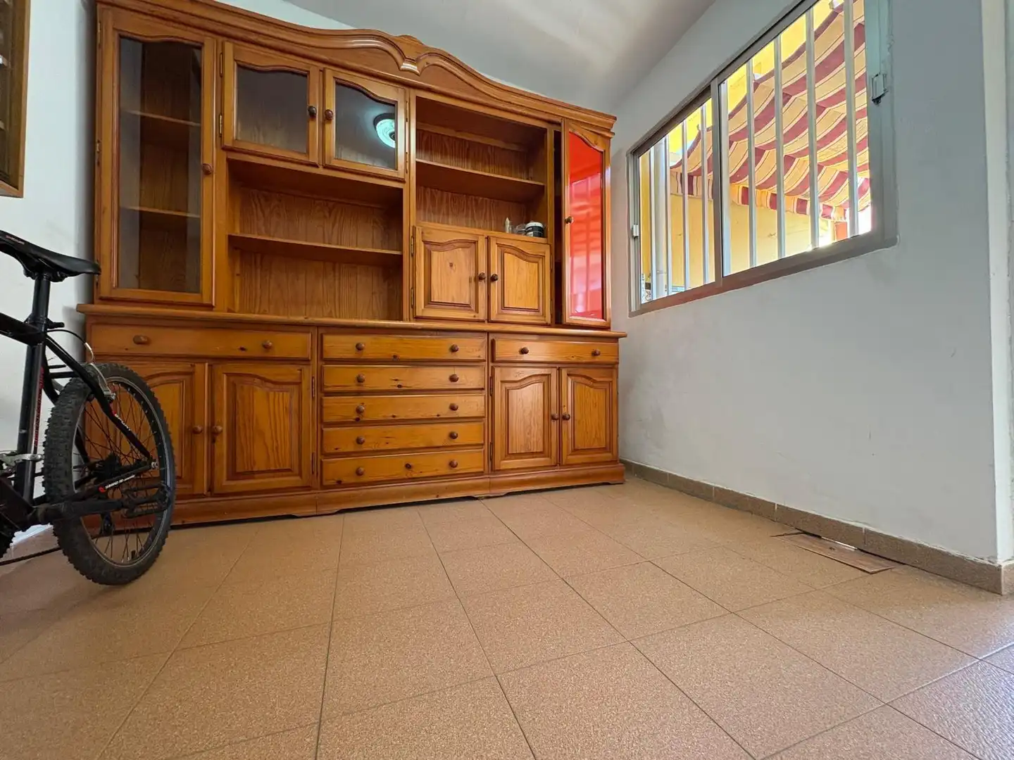 Bedroom of Detached homes for sale in Algeciras  with Air Conditioner, Terrace and Storage room