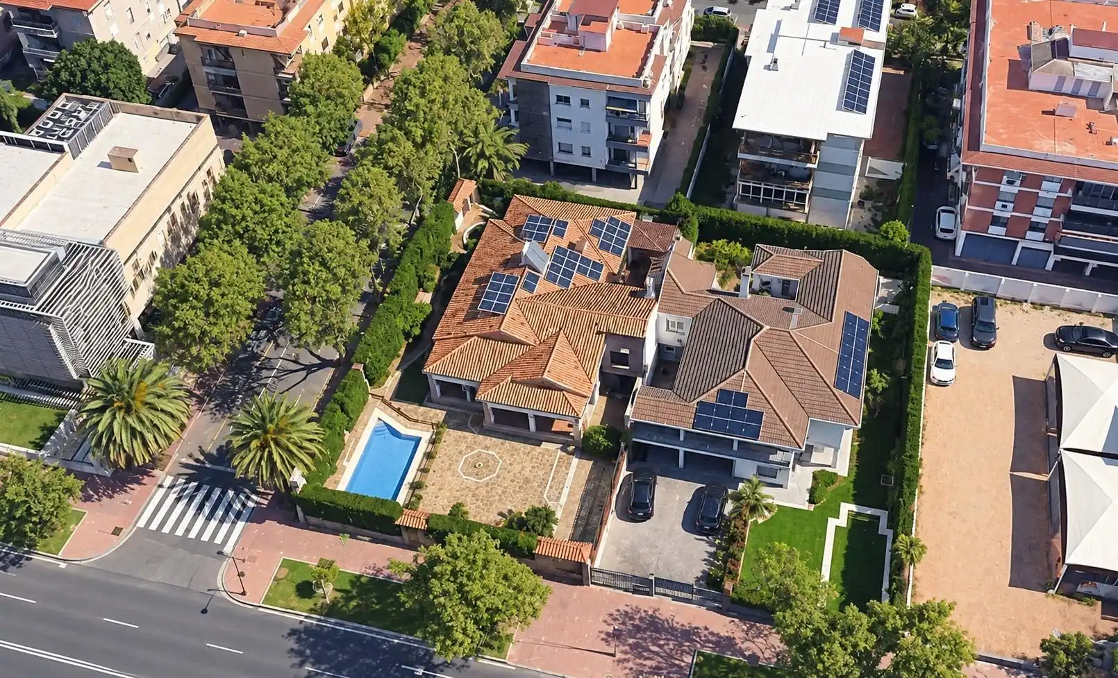 Vista exterior de Casa o xalet en venda en Córdoba amb Aire condicionat, Calefacció i Jardí privat