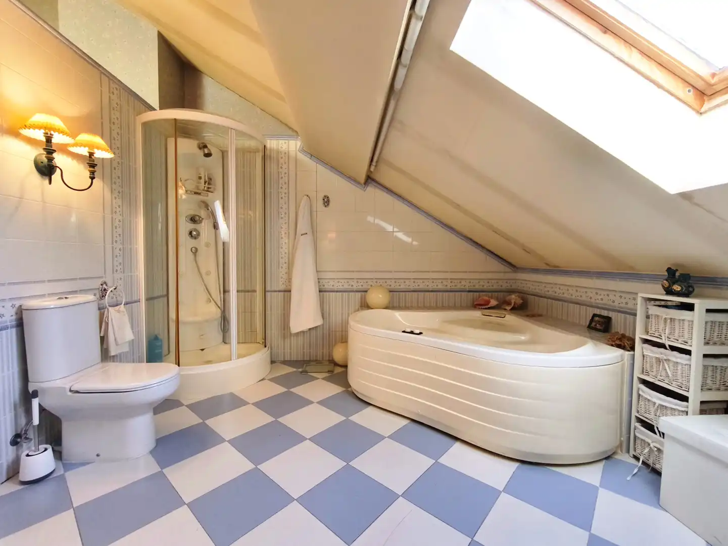 Haus mit Pool zum Verkauf in Avda. Madrid, imagen 9