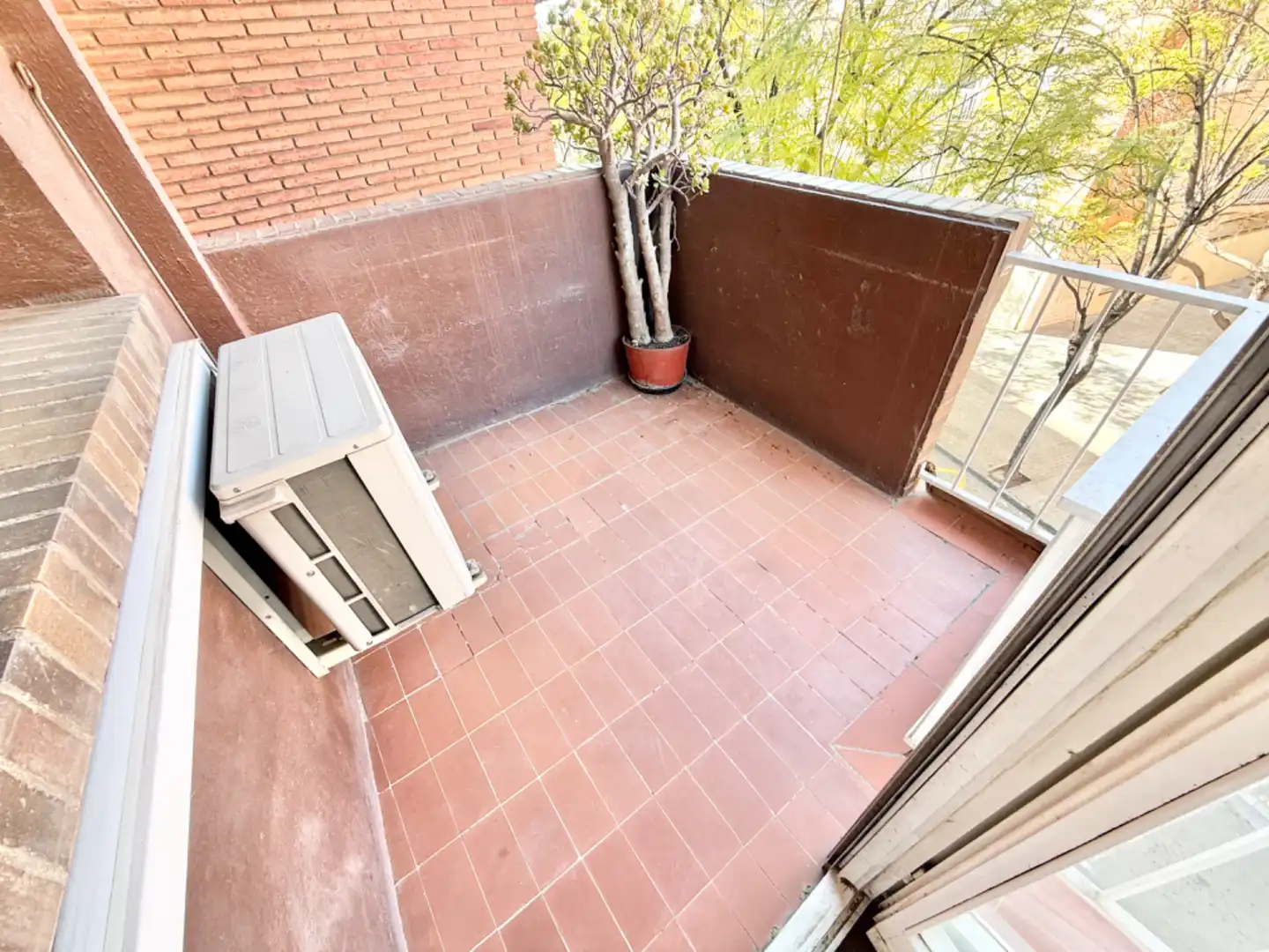 Balcony of Flat for sale in Sant Just Desvern  with Air Conditioner, Heating and Parquet flooring