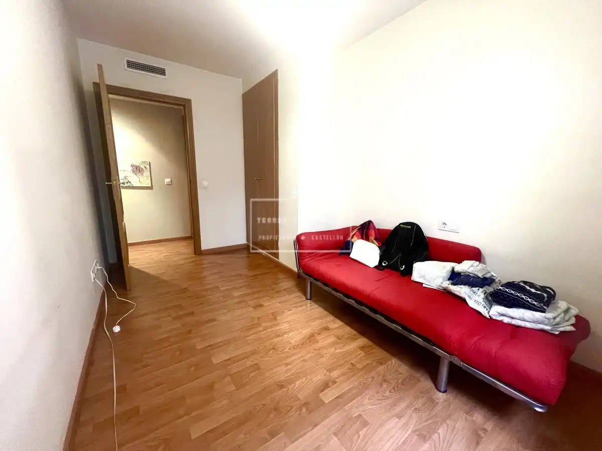 Sala de estar de Piso en venta en Castellón de la Plana / Castelló de la Plana con Aire acondicionado, Calefacción y Terraza