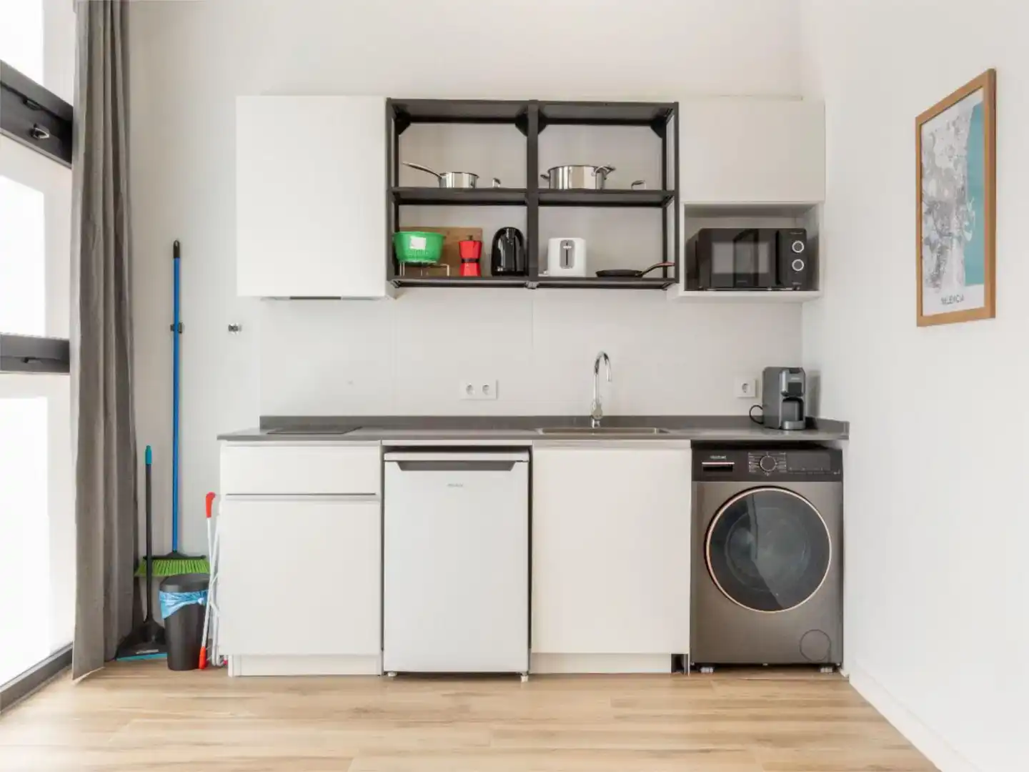 Küche von Wohnung zum Verkauf in Valencia mit Klimaanlage und Möbliert