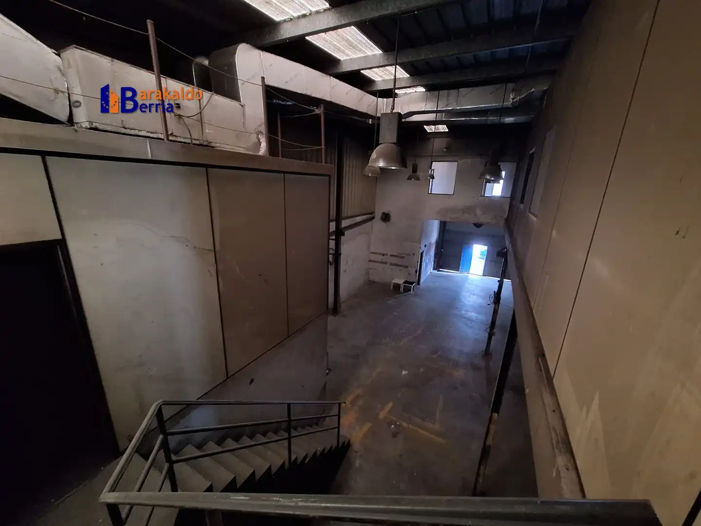 Nave industrial de alquiler en Barakaldo 