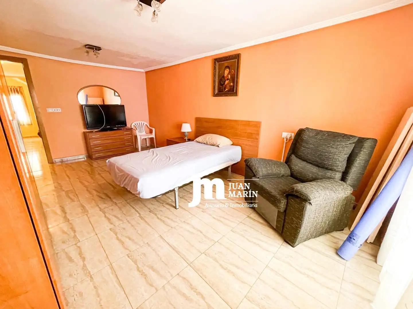 Dormitori de Casa o xalet en venda en Cieza amb Aire condicionat, Moblat i Balcó
