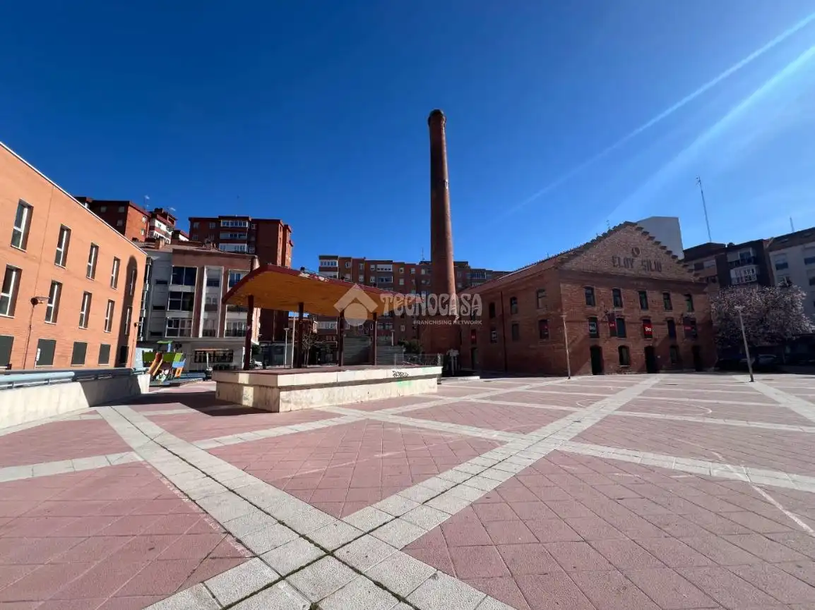 Außenansicht von Wohnung zum Verkauf in Valladolid mit Heizung und Terrasse