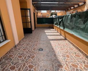 Terrassa de Casa adosada de lloguer en Aljaraque amb Aire condicionat, Terrassa i Balcó