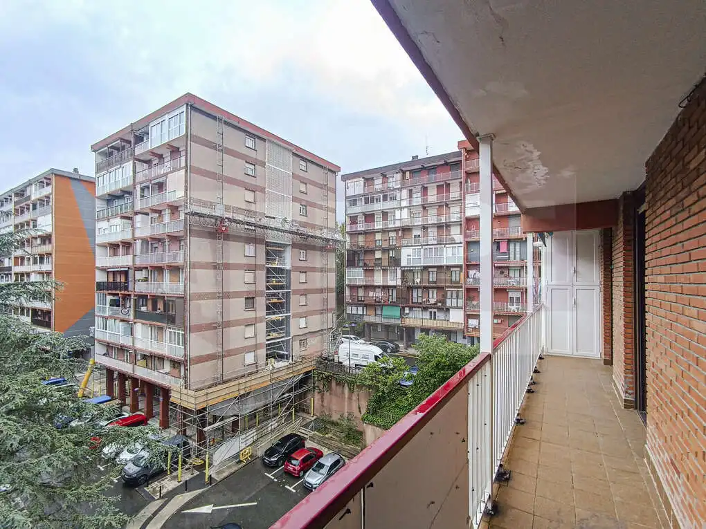 Terraza de Piso en venta en Errenteria con Trastero y Balcón