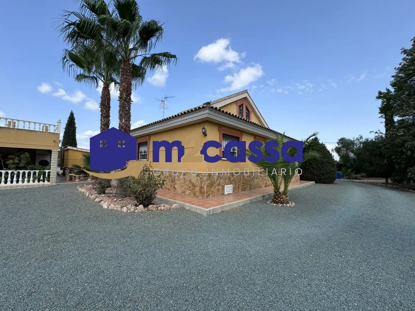 Vista exterior de Casa o xalet en venda en Puerto Lumbreras amb Jardí privat, Terrassa i Piscina