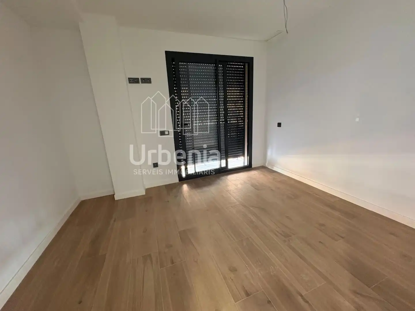 Maisonette zum Verkauf in Blanes mit Klimaanlage, Heizung und Terrasse