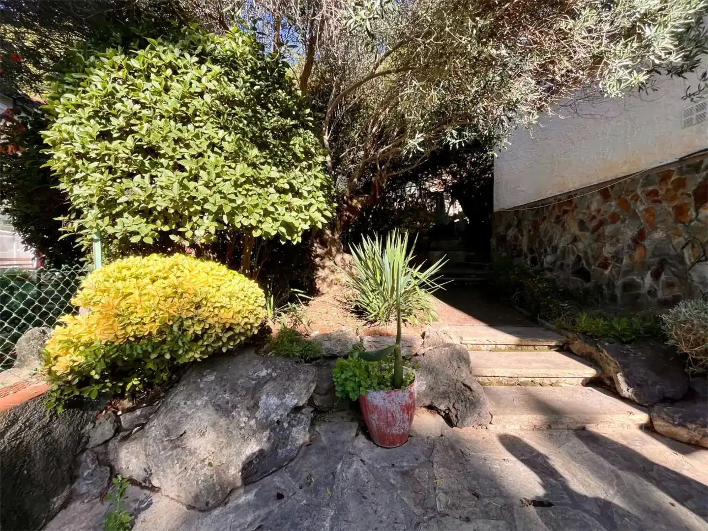 Jardín de Casa o chalet en venta en Begues con Aire acondicionado, Piscina y Balcón