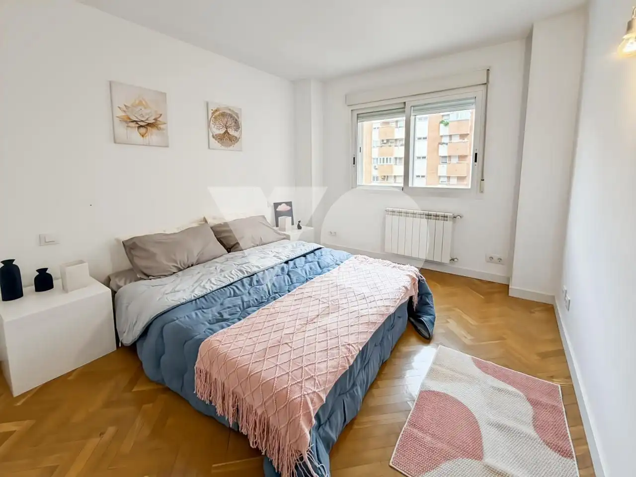 Habitación de Piso en venta en Madrid con Calefacción, Parquet y Terraza