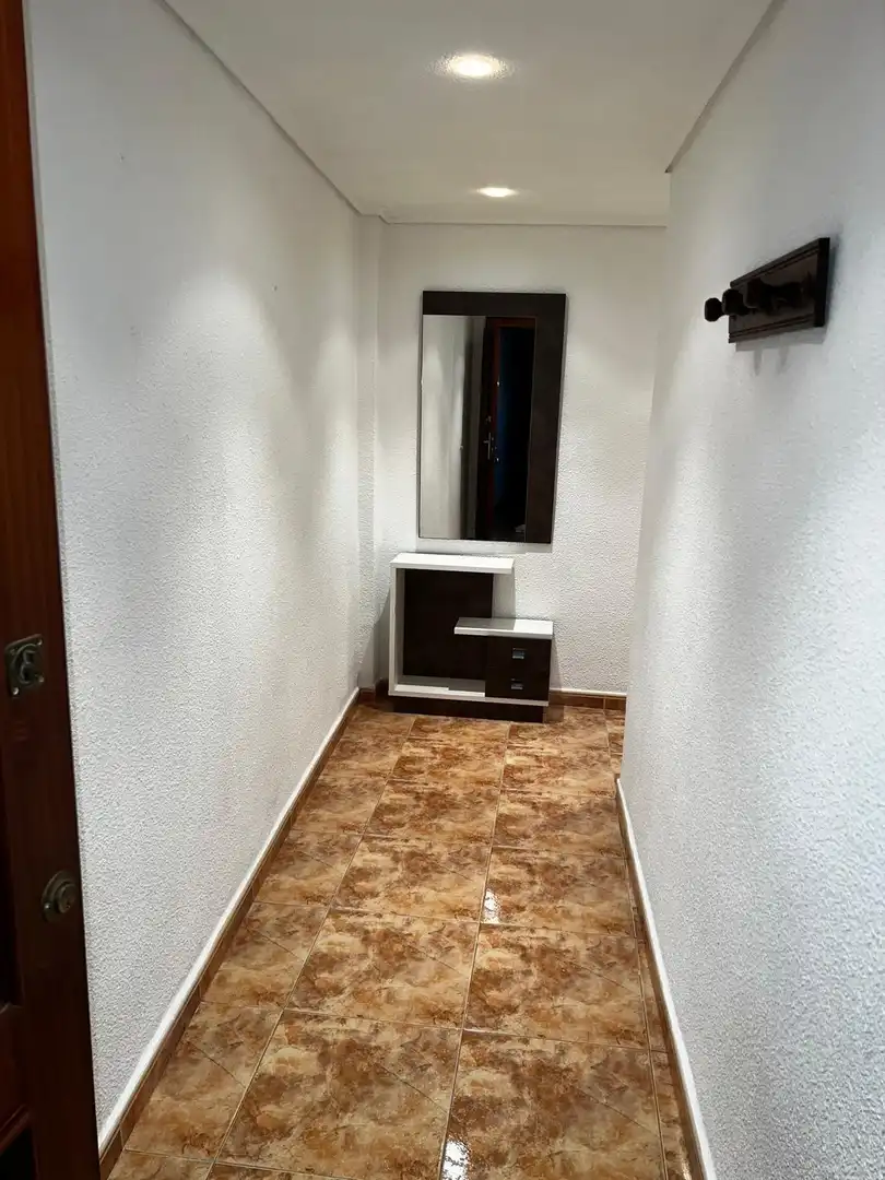 Piso en venta en Reina Victoria - Miguel Hernández