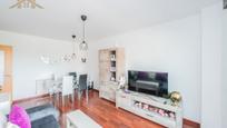 Living room of Flat for sale in Navalcarnero  with Air Conditioner, Heating and Parquet flooring