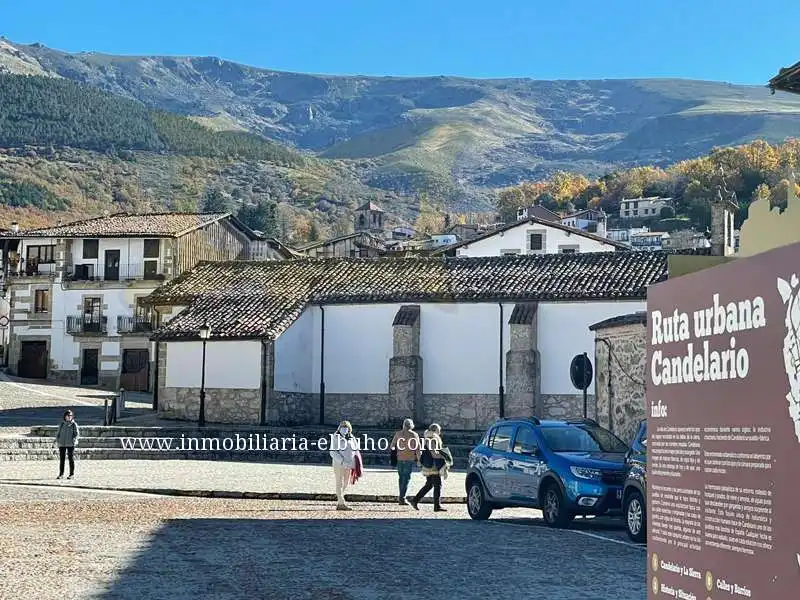 Außenansicht von Gebäude zum Verkauf in Candelario
