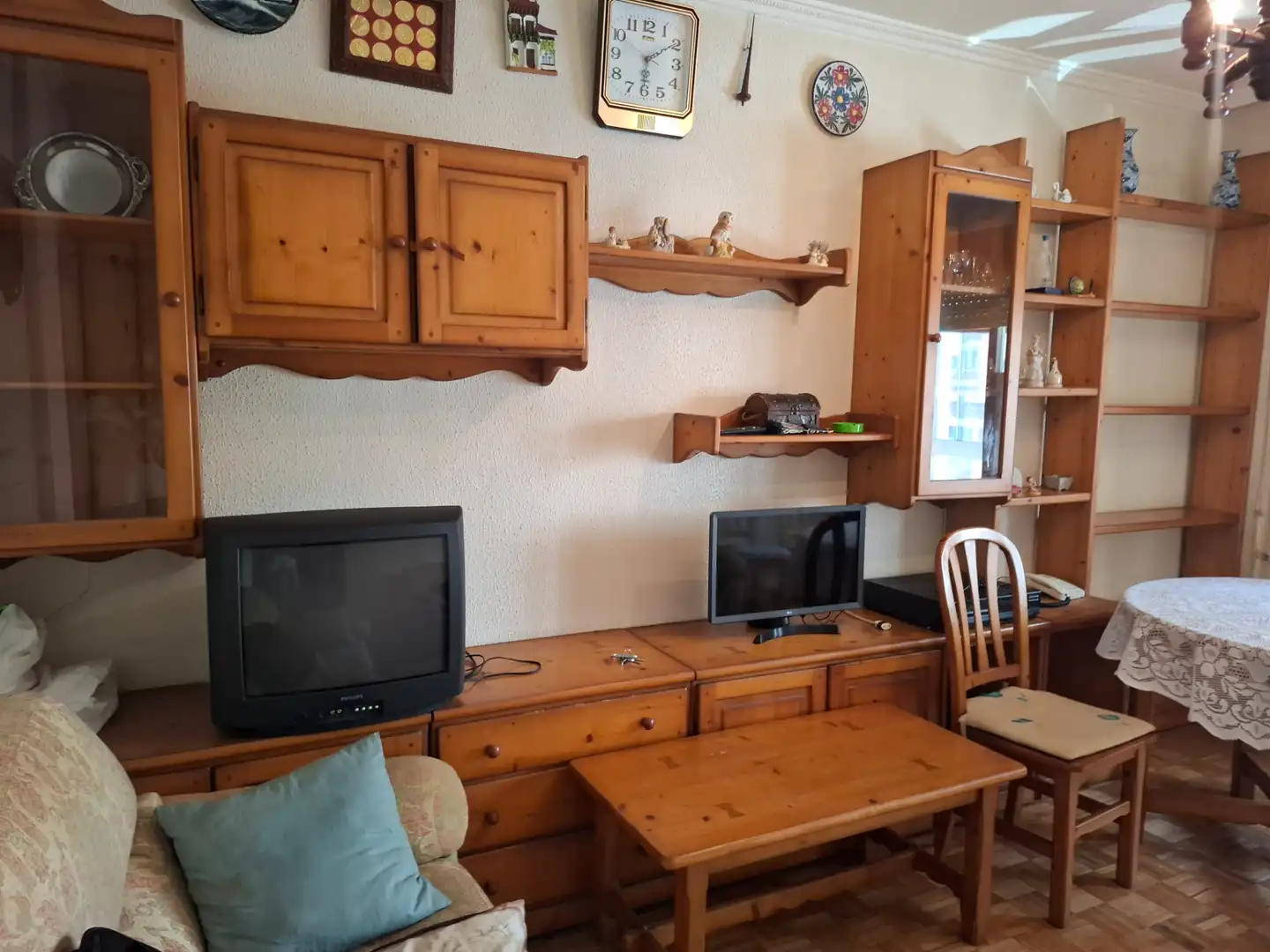 Living room of Flat for sale in Viveiro  with Terrace and Furnished