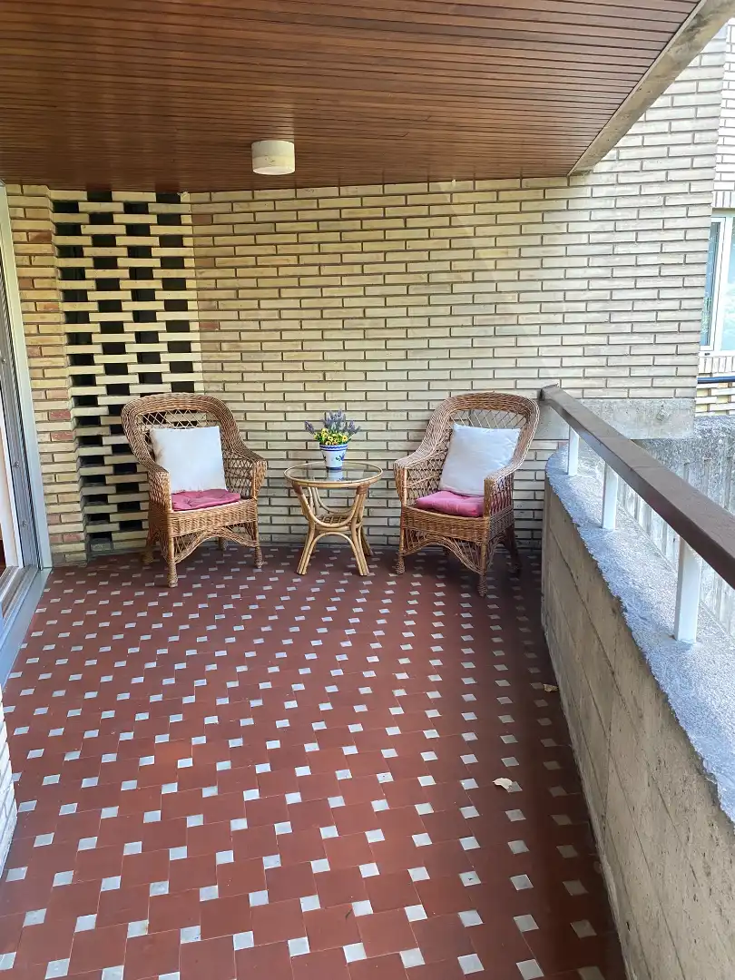 Piso con ascensor en venta en Calle del Monasterio de Urdax, imagen 2