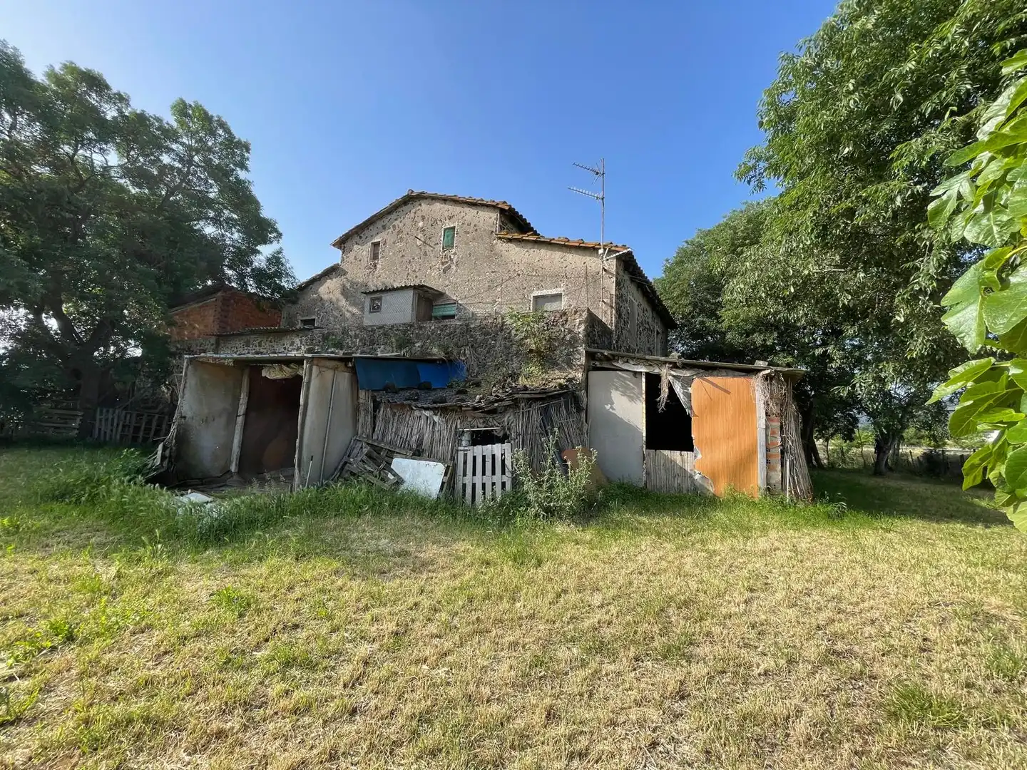 Casa rustica con giardino in vendita a Sant Jaume de Llierca, imagen 25