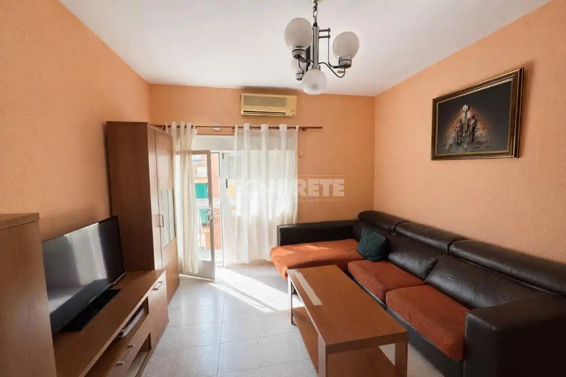 Living room of Flat for sale in Madrid  with Air Conditioner, Heating and Terrace