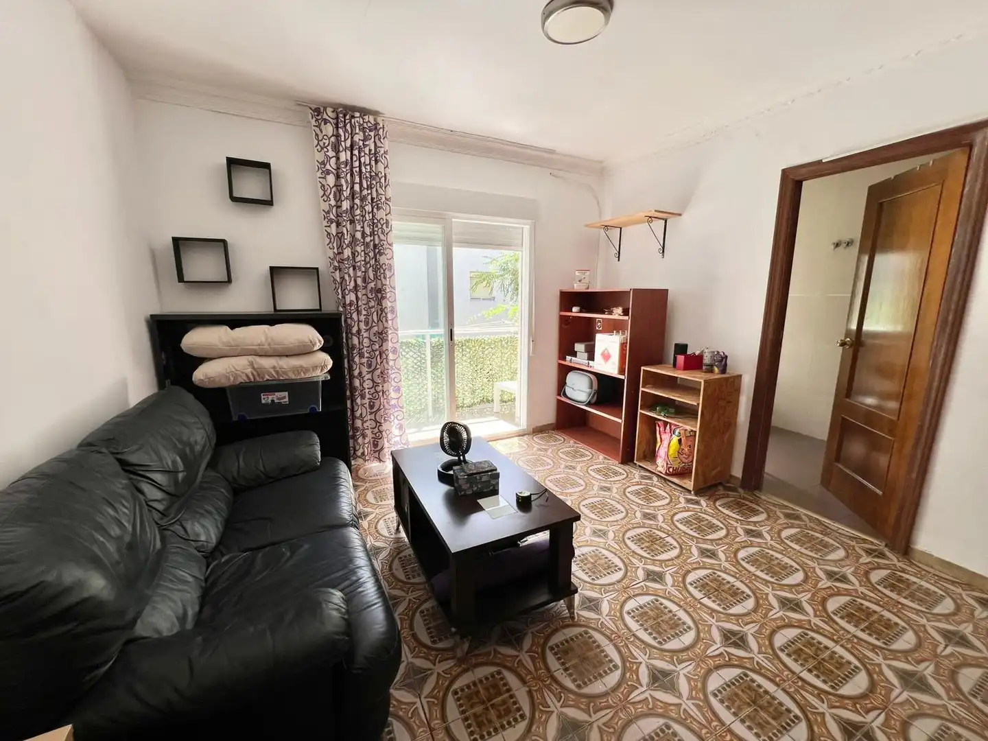 Living room of Flat for rent in Granada  with Furnished and Balcony