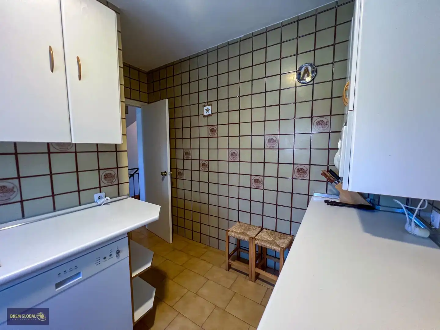Kitchen of Detached homes for sale in La Cabrera  with Private garden and Community pool