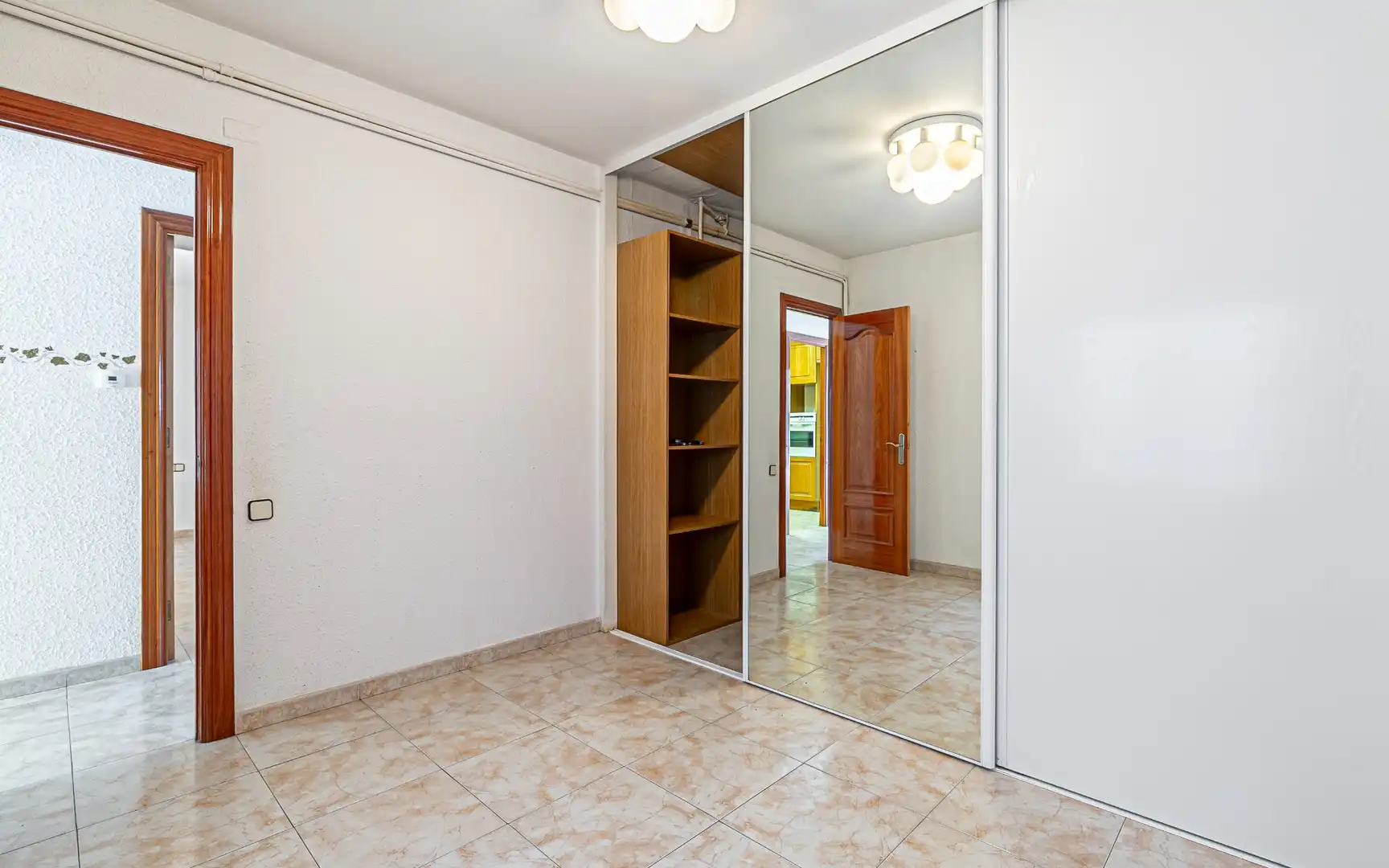 Piso en venta en Pere III, Centre - Passeig i Rodalies