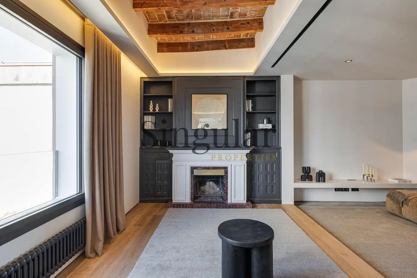 Sala d'estar de Pis en venda en Barcelona amb Calefacció, Terrassa i Balcó