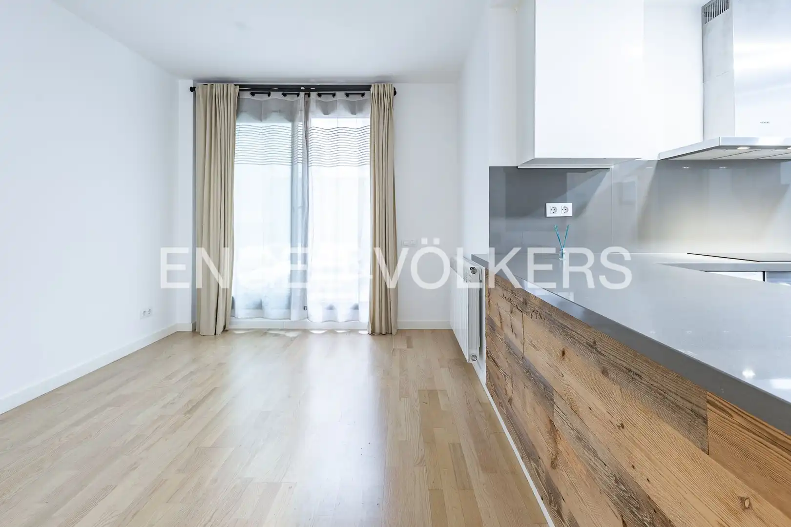 Sala de estar de Piso en venta en Barcelona con Calefacción