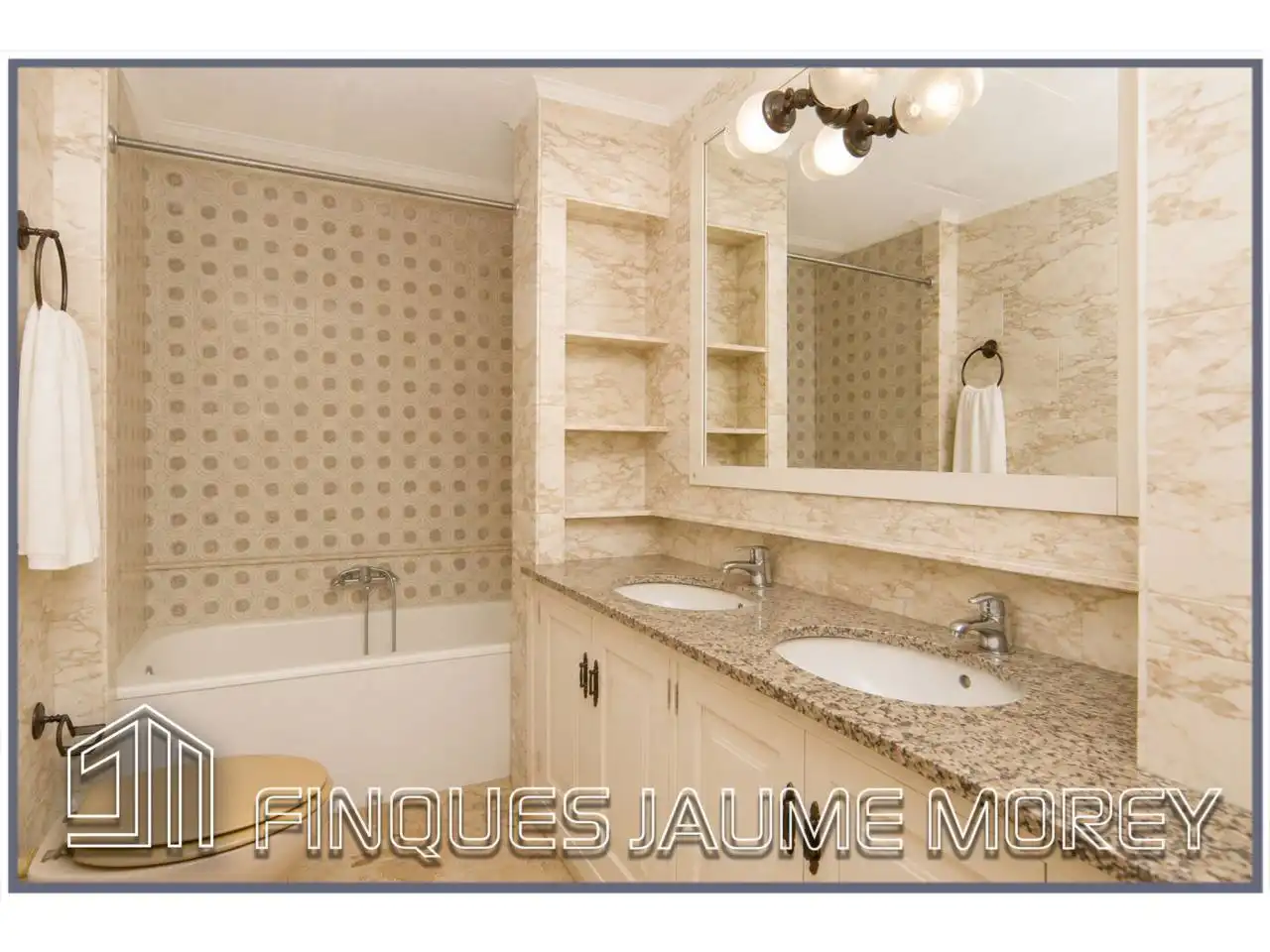 Baño de Piso en venta en Lloseta con Terraza, Trastero y Amueblado