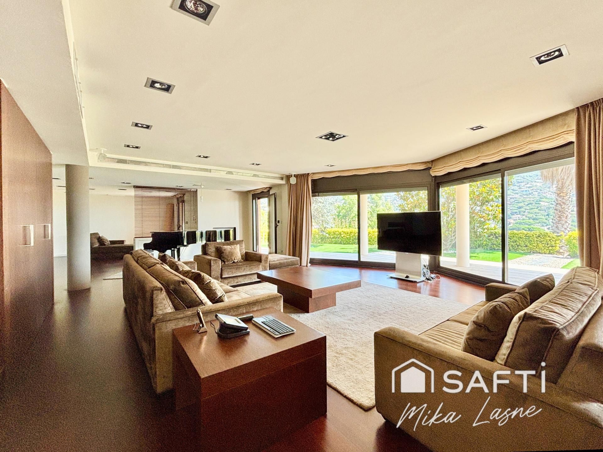 Living room of House or chalet for sale in Cabrils  with Air Conditioner, Heating and Terrace