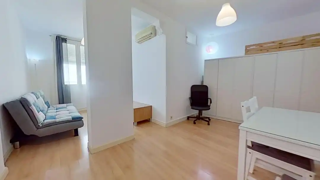 Bedroom of Apartments for rent in Madrid  with Air Conditioner and Heating