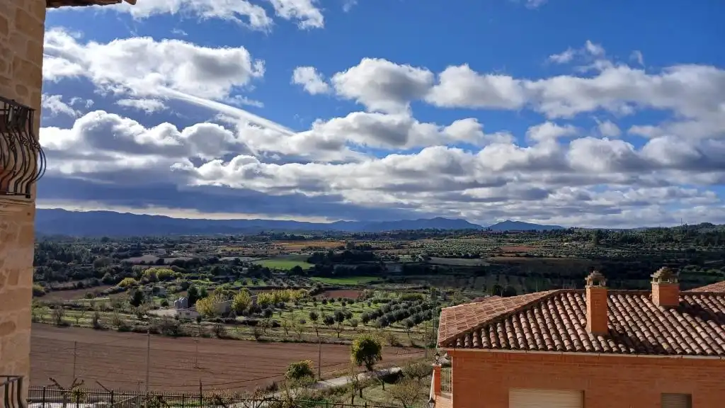 Vista exterior de Casa o xalet en venda en Cretas amb Moblat, Forn i Balcó