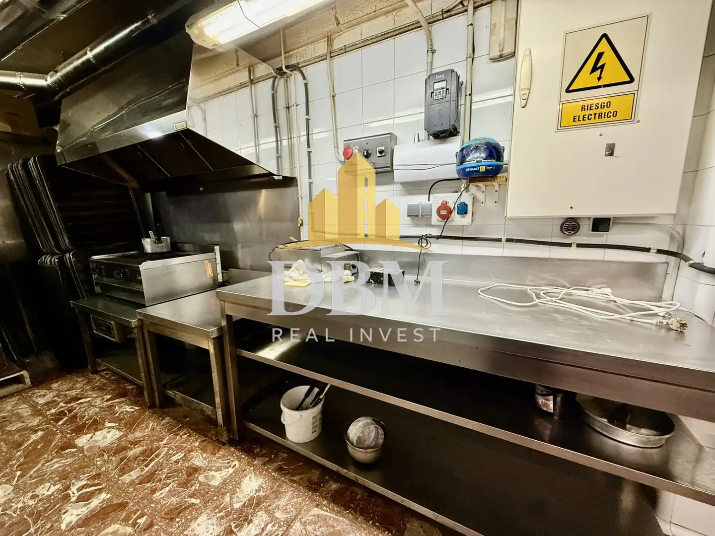 Business premises for transfer in Eixample, imagen 48