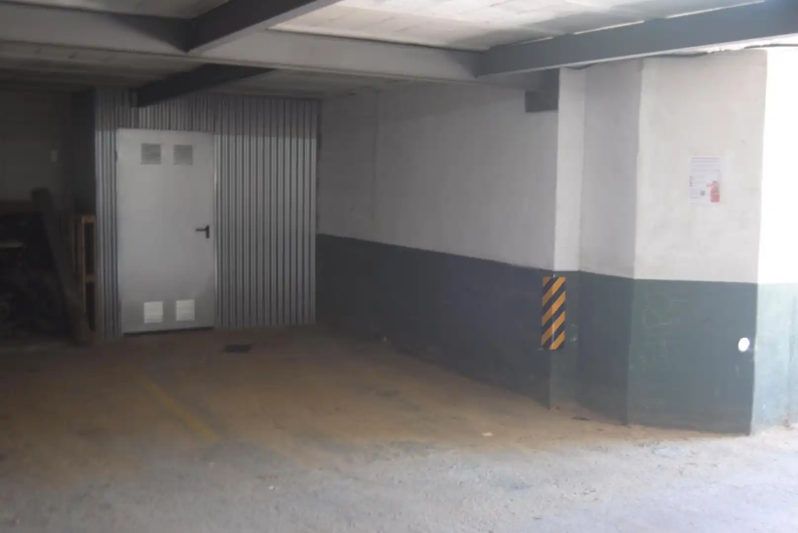 Parking de Ático en venta en Estepona con Jardín privado y Piscina comunitaria