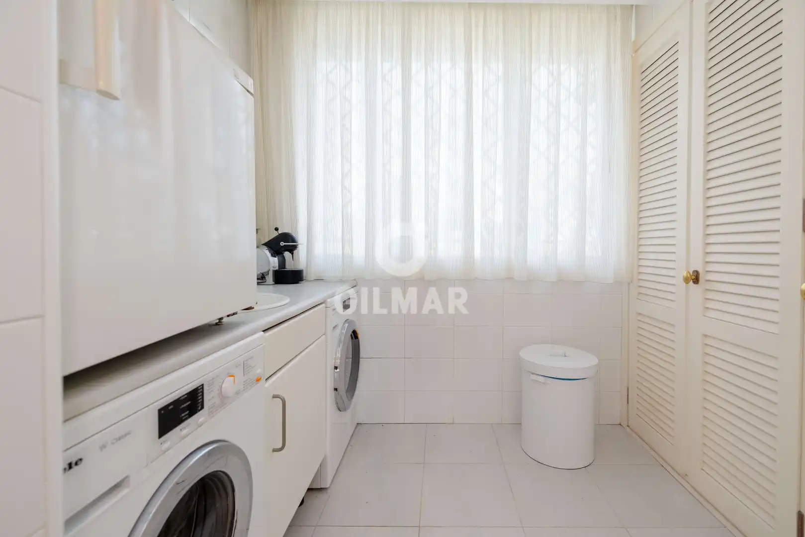 Habitación de Apartamento en venta en Marbella con Calefacción, Jardín privado y Trastero
