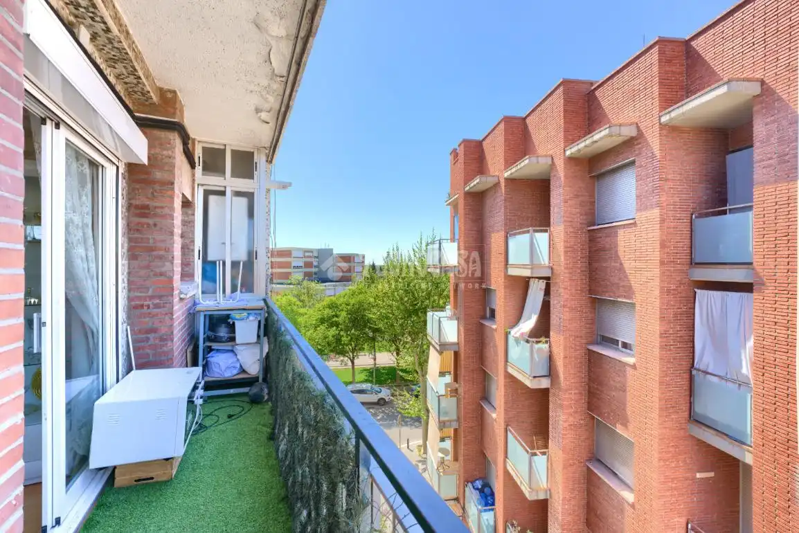 Terraza de Piso en venta en Cornellà de Llobregat con Aire acondicionado, Calefacción y Terraza