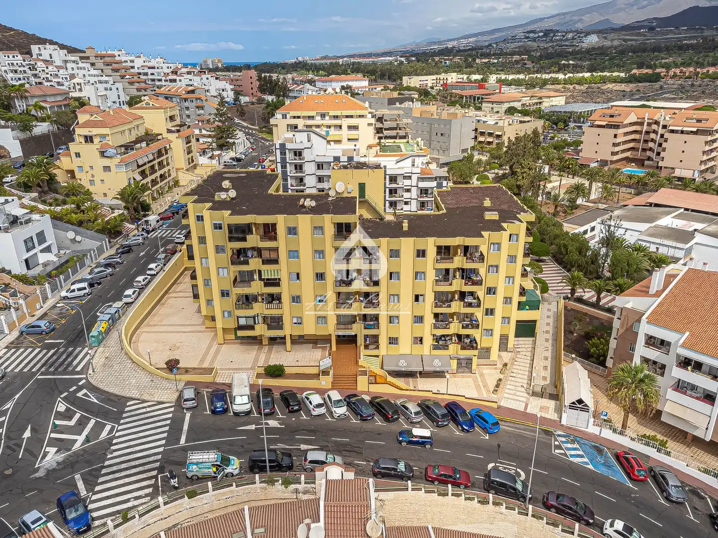Vista exterior de Piso de alquiler en Arona con Terraza y Amueblado