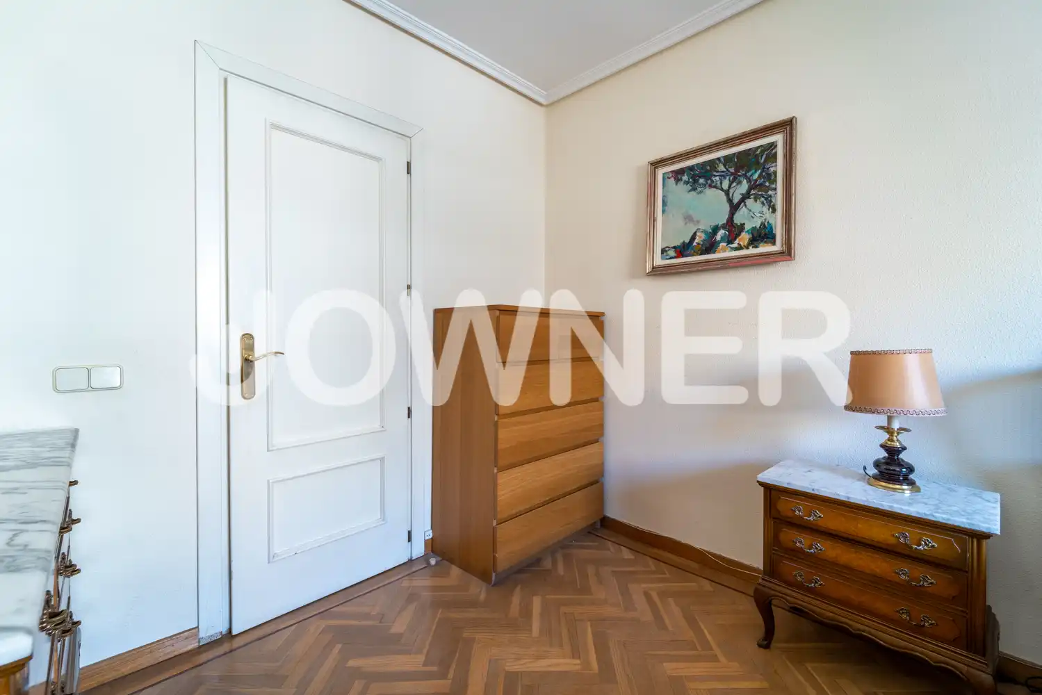 Flat for rent in Madrid  with Air Conditioner, Heating and Furnished