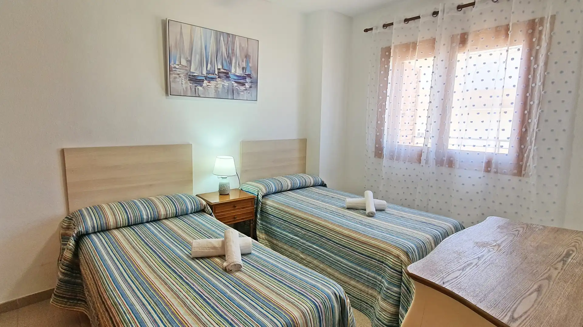 Habitación de Apartamento de alquiler en Miramar con Aire acondicionado, Terraza y Amueblado